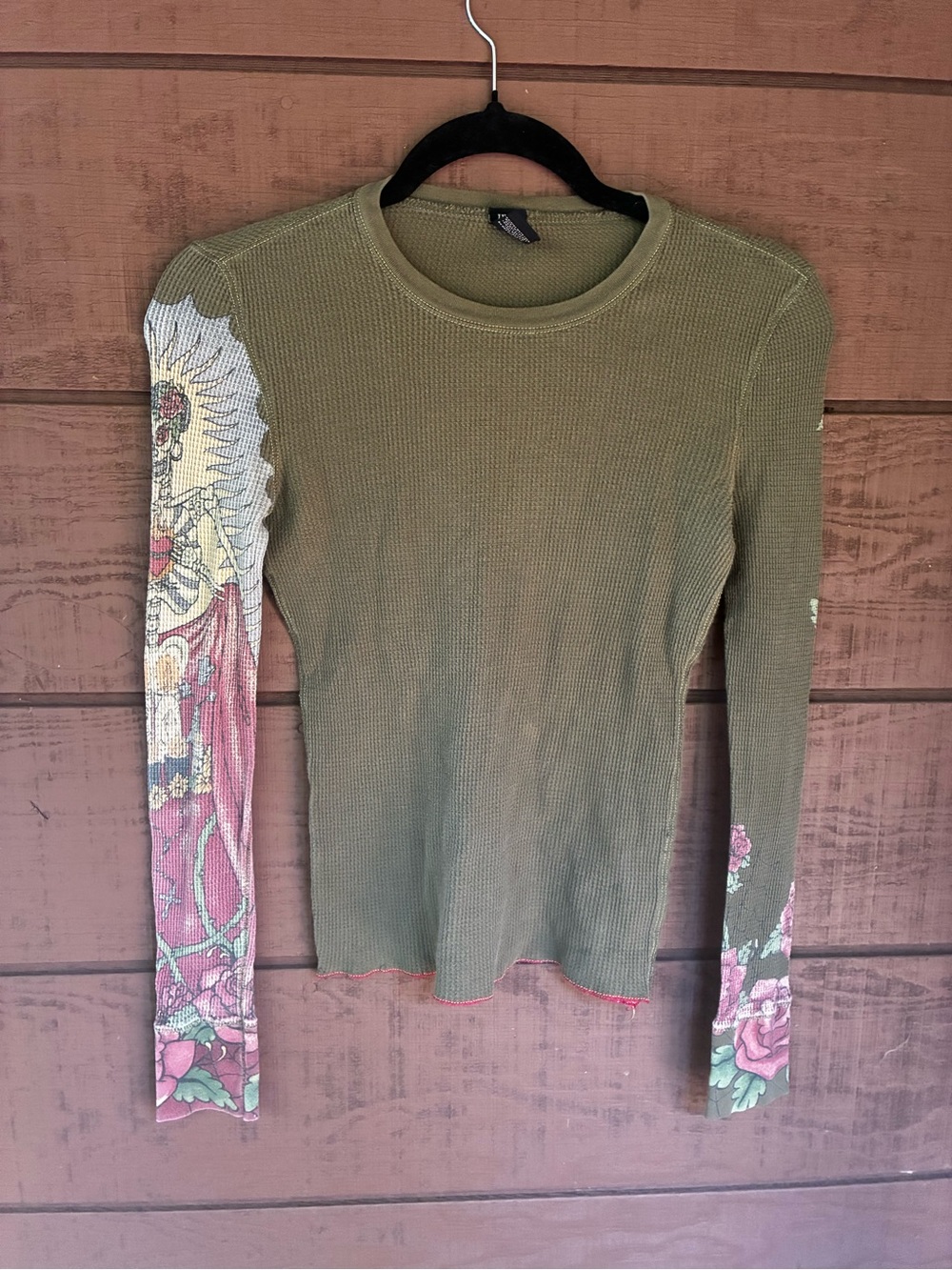 Vintage Y2K Lucky Brand Olive Thermal Top with Skeleton & Pink Floral Sleeve Art